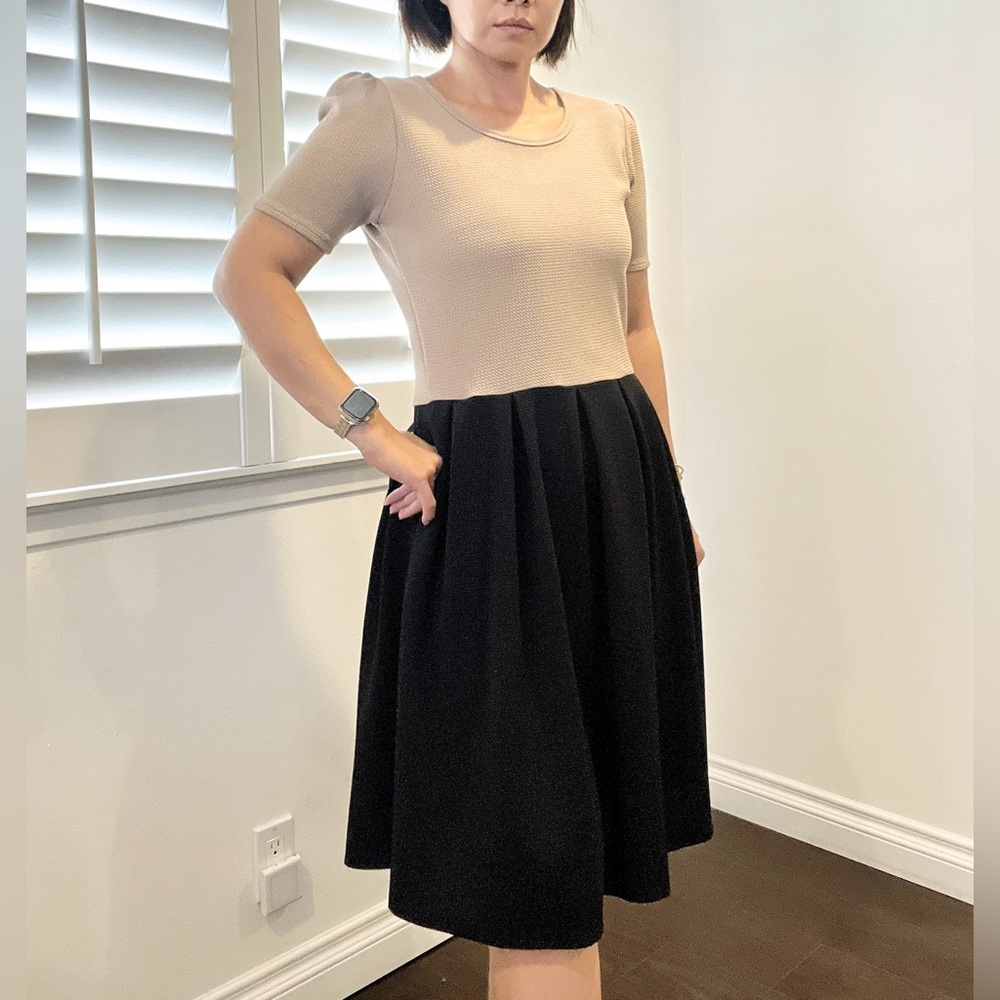 Black / Cream Midi Length Dress Size M